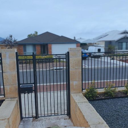 Dalyellup Private Guest House Unit バンバリー エクステリア 写真